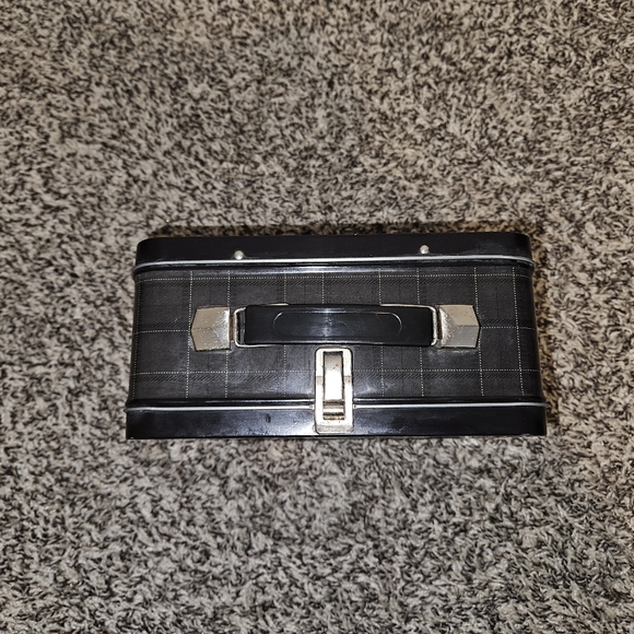 Loungefly Tinkerbell Grung Lunch Box - Picture 2 of 13